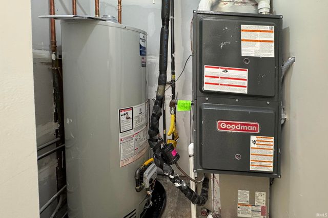 15 Holden Road, Columbia City, IN 46725