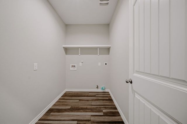 1330 Alexandra Park Lane, Corpus Christi, TX 78415