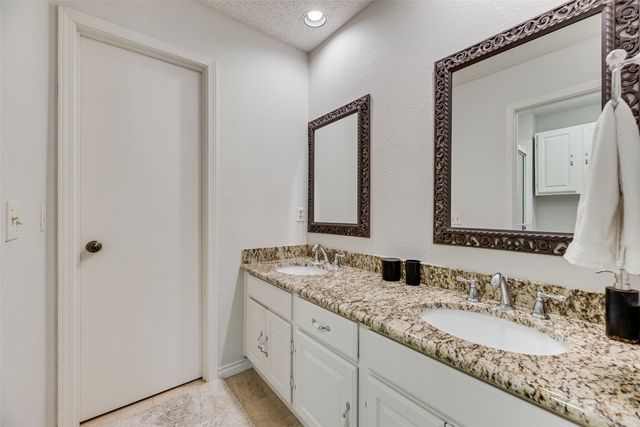1654 Choteau Circle, Grapevine, TX 76051