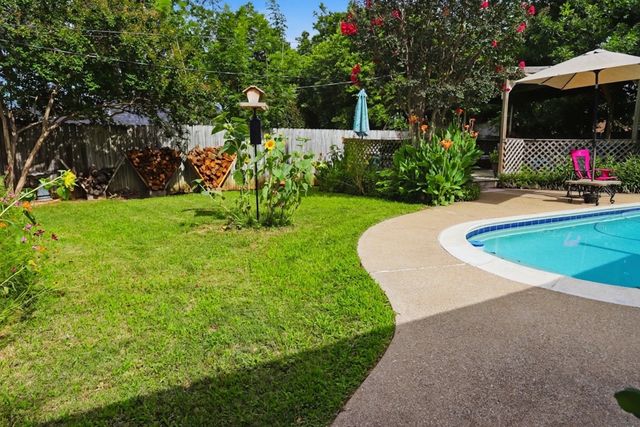 1105 Glenn Drive, Euless, TX 76039