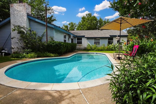 1105 Glenn Drive, Euless, TX 76039