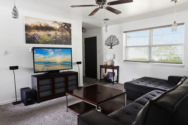 1105 Glenn Drive, Euless, TX 76039