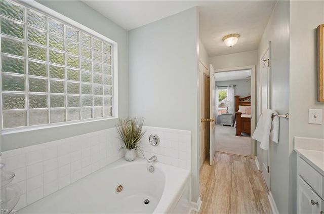 541 Fair Oak DR, Chesapeake, VA 23322