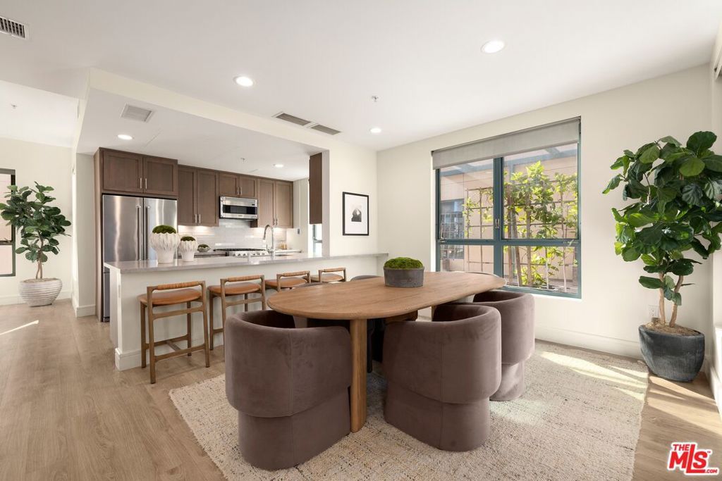 2300 Wilshire Boulevard 217, Santa Monica, CA 90403 — photo 4