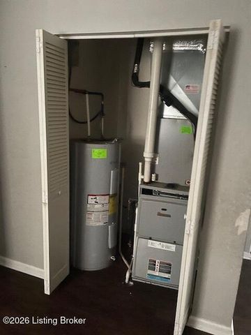 1600 Bank St, Louisville, KY 40203