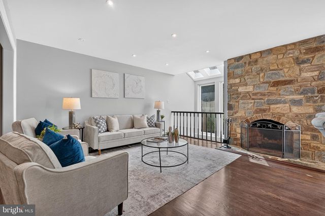 7328 AYNSLEY LN, Mclean, VA 22102