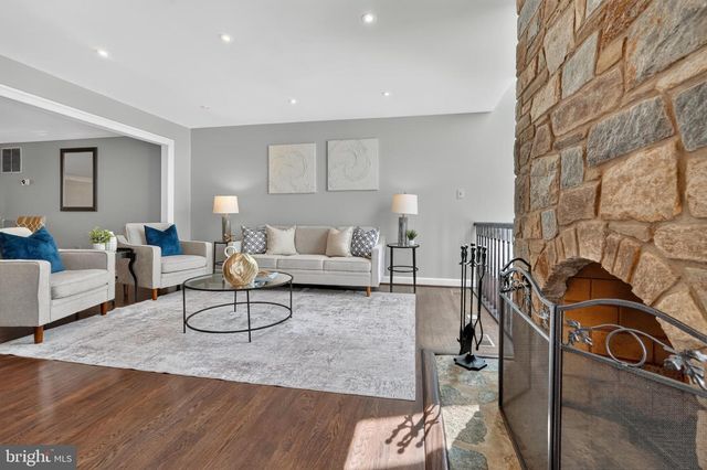 7328 AYNSLEY LN, Mclean, VA 22102