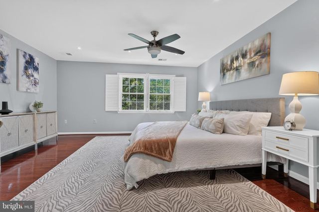 7328 AYNSLEY LN, Mclean, VA 22102