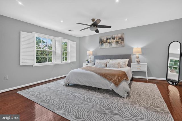 7328 AYNSLEY LN, Mclean, VA 22102