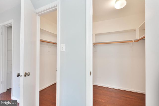 7328 AYNSLEY LN, Mclean, VA 22102