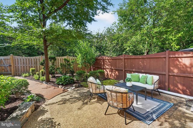 7328 AYNSLEY LN, Mclean, VA 22102