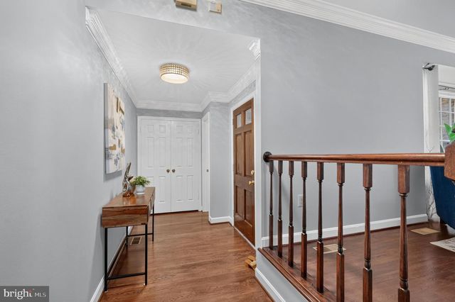 7328 AYNSLEY LN, Mclean, VA 22102