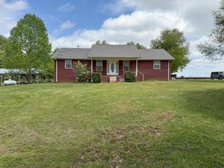 326 Sunnybrook Creek Rd, Lawrenceburg, TN 38464