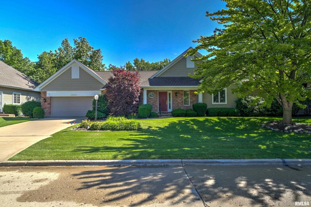2837 N WILLOWLAKE Drive, Peoria, IL 61614