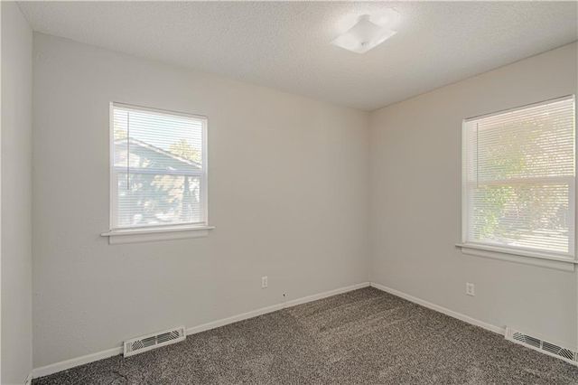 404 NE Castle Drive, Lee's Summit, MO 64063