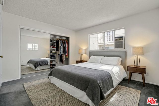 12030 Rochester Avenue 210, Los Angeles, CA 90025