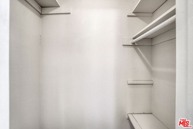 12030 Rochester Avenue 210, Los Angeles, CA 90025