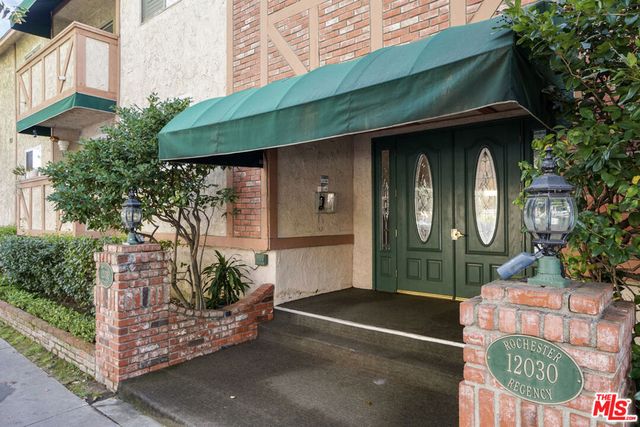 12030 Rochester Avenue 210, Los Angeles, CA 90025