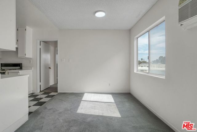 12030 Rochester Avenue 210, Los Angeles, CA 90025