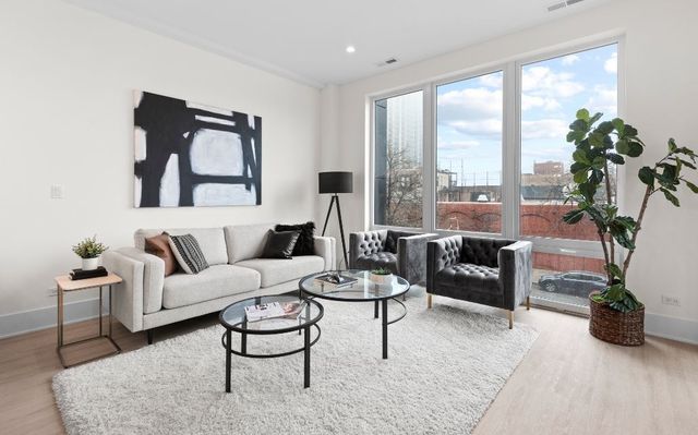 159 W North Avenue 307, Chicago, IL 60610