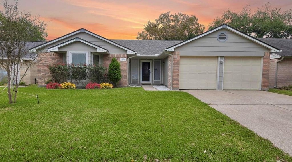 2406 Webster Ranch Road, Friendswood, TX 77546