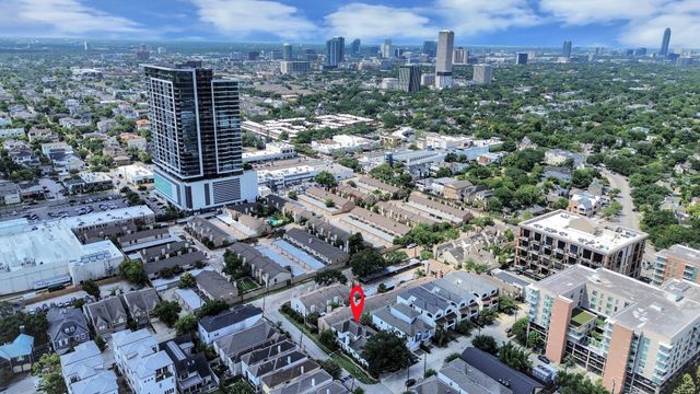 1202 Gross Street, Houston, TX 77019