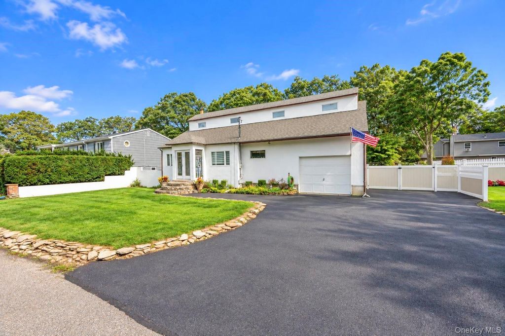 1219 Coates Avenue, Holbrook, NY 11741 — exterior