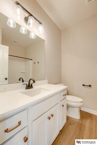 11910 Horizon Street, Papillion, NE 68046