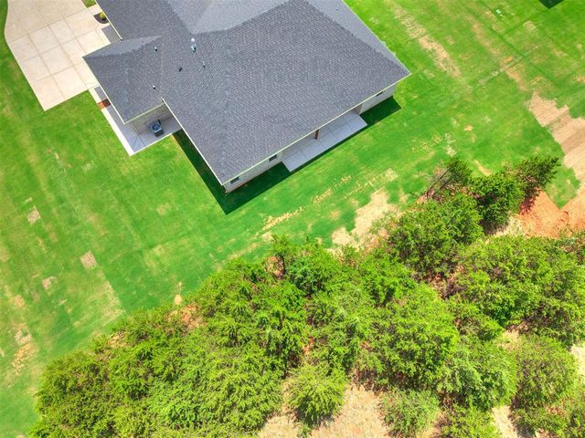 9357 Eliana Drive, Guthrie, OK 73044