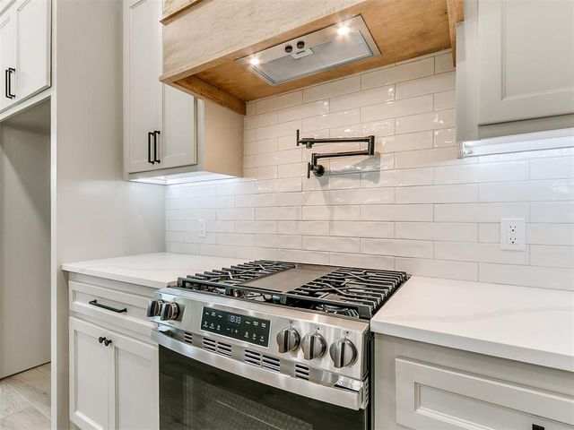 9357 Eliana Drive, Guthrie, OK 73044