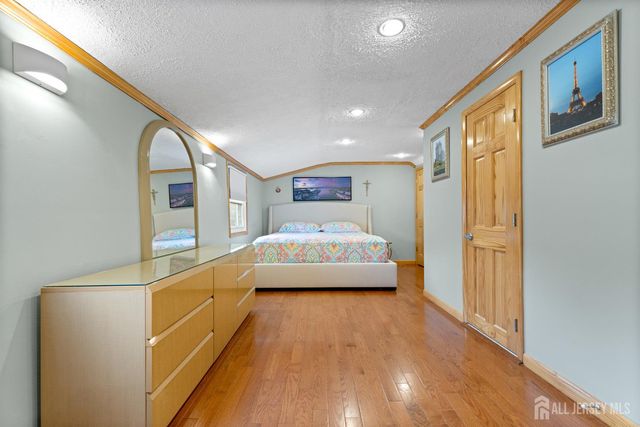 35 Mimi Road, Old Bridge, NJ 08857
