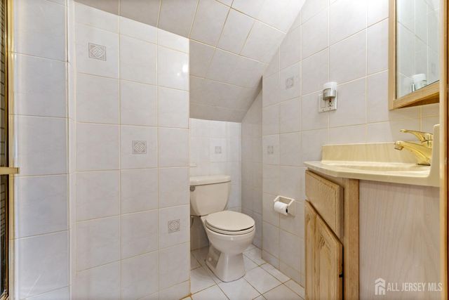 35 Mimi Road, Old Bridge, NJ 08857