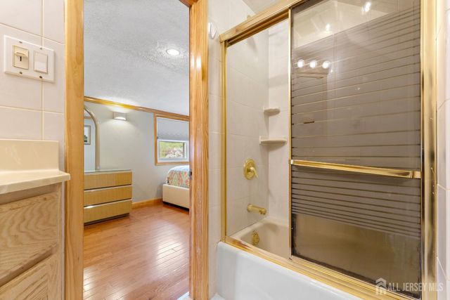 35 Mimi Road, Old Bridge, NJ 08857