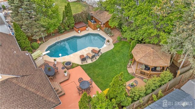 35 Mimi Road, Old Bridge, NJ 08857