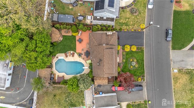 35 Mimi Road, Old Bridge, NJ 08857