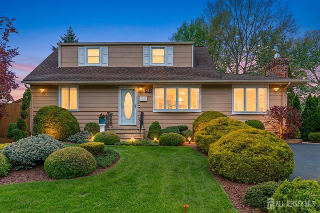 35 Mimi Road, Old Bridge, NJ 08857
