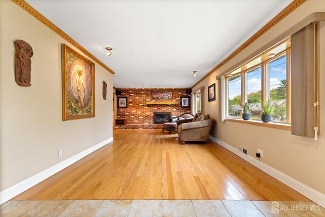 35 Mimi Road, Old Bridge, NJ 08857