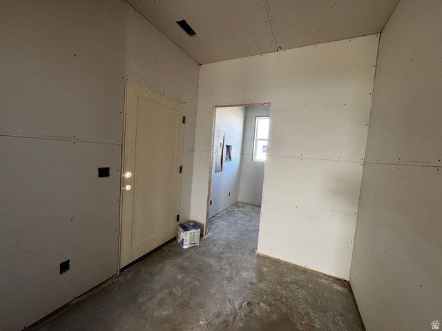 387 S 4250 W, West Point, UT 84015