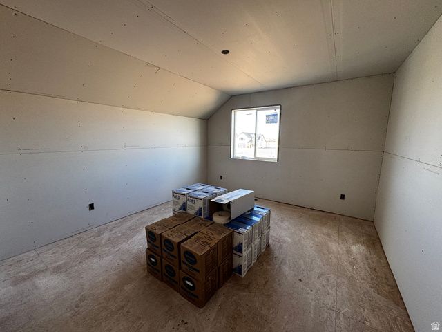 387 S 4250 W, West Point, UT 84015