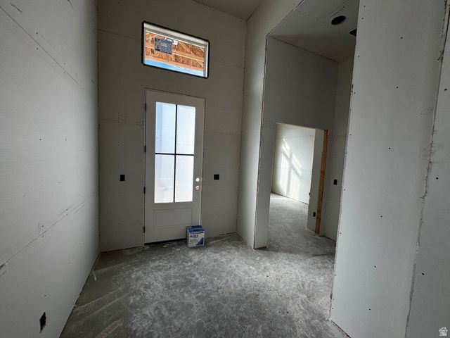 387 S 4250 W, West Point, UT 84015