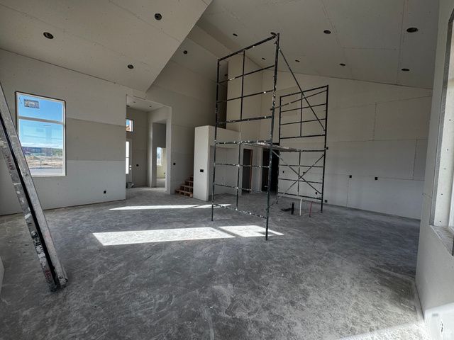 387 S 4250 W, West Point, UT 84015