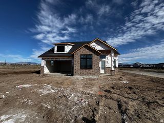 387 S 4250 W, West Point, UT 84015