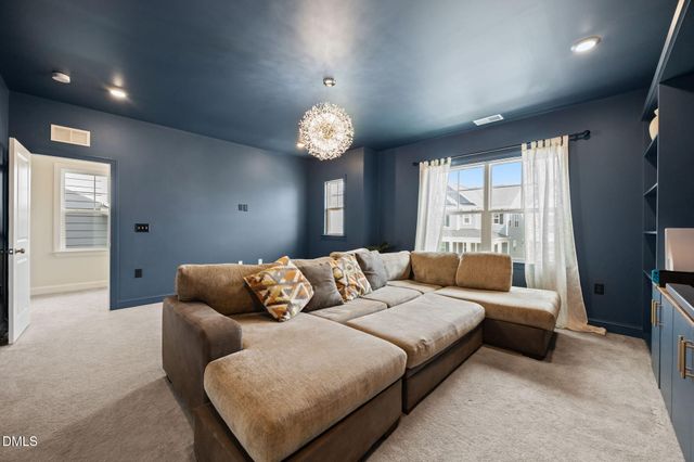 389 Natsam Woods Way, Wake Forest, NC 27587