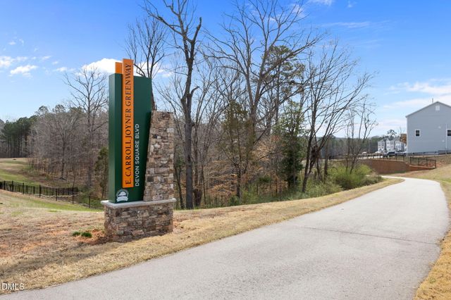 389 Natsam Woods Way, Wake Forest, NC 27587