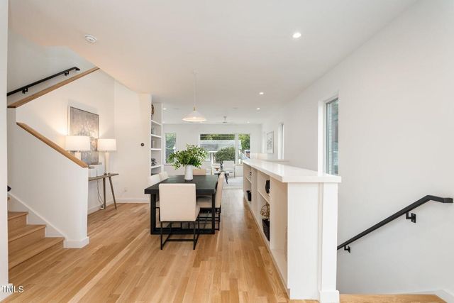 515 W Lenoir Street 101, Raleigh, NC 27601