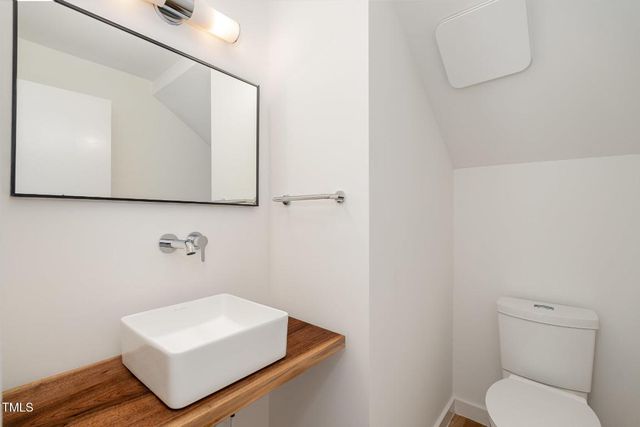 515 W Lenoir Street 101, Raleigh, NC 27601