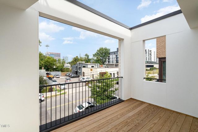 515 W Lenoir Street 101, Raleigh, NC 27601