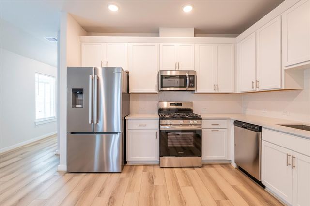 4519 Pinehurst Trace Drive, Pinehurst, TX 77362