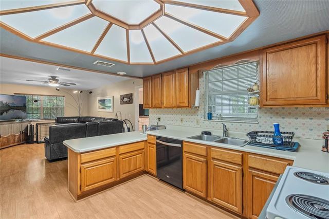 750 W MAY STREET, Deland, FL 32720