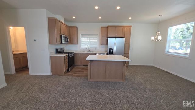 2500 Jewetta Avenue 6, Bakersfield, CA 93312